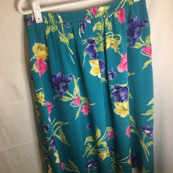 Alfred Dunner | Women’s Teal Floral Print TOP/SKIRT Set - Picture 8 of 14